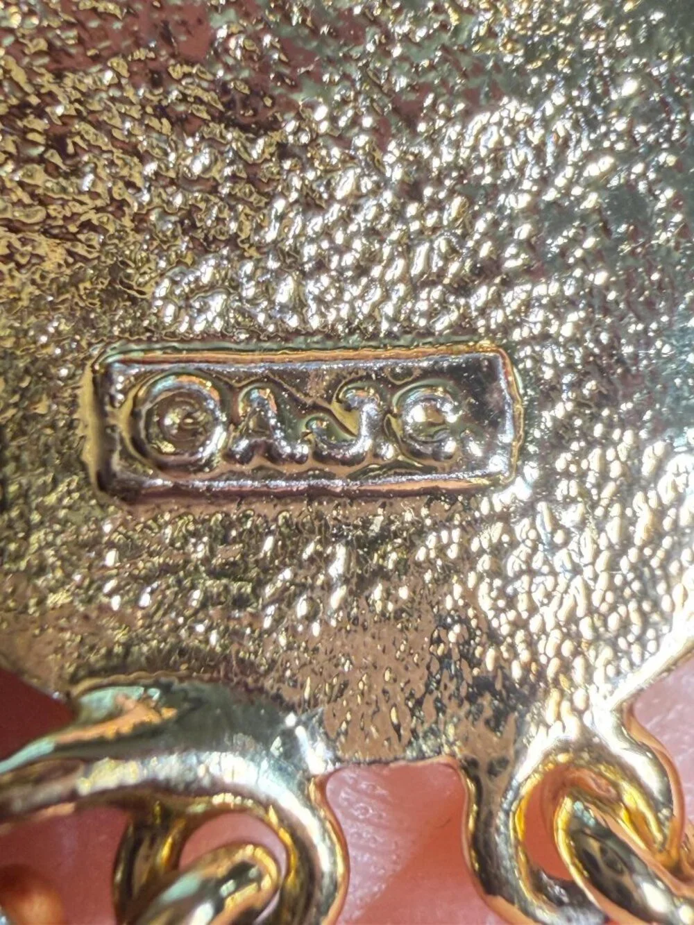Antiques Vintage Brooch Signed AJC Gold Tone Dangle Charm Pin Lamp Clock Shoe 2.